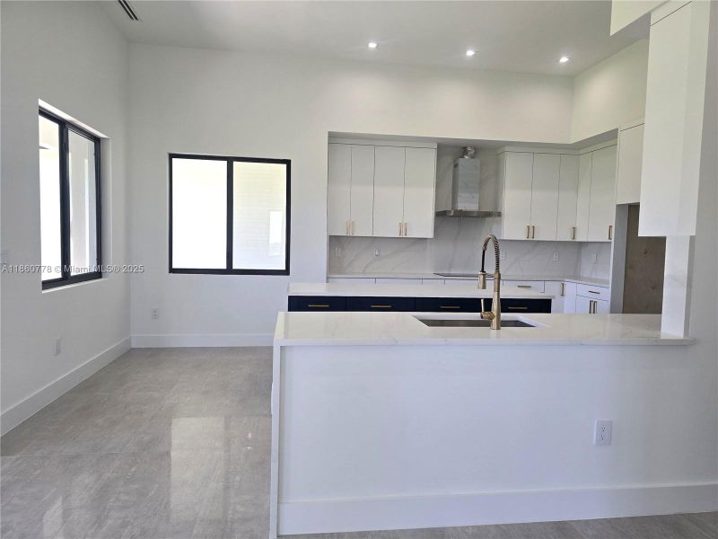 Image 77 of a home in .