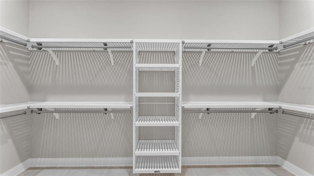 Spacious, unfurnished interior of a new home in , Lakeland (Image 27).