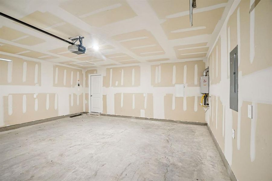 In-progress construction of a new home in Lakehaven - Signature Series, Farmersville, TX (Image 38). In-progress construction of a new home in Lakehaven - Signature Series, Farmersville, TX (Image 38).