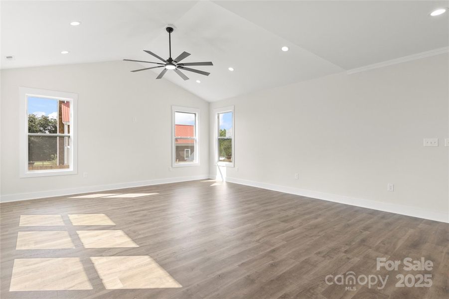 Spacious, unfurnished interior of a new home in , Maiden (Image 23).
