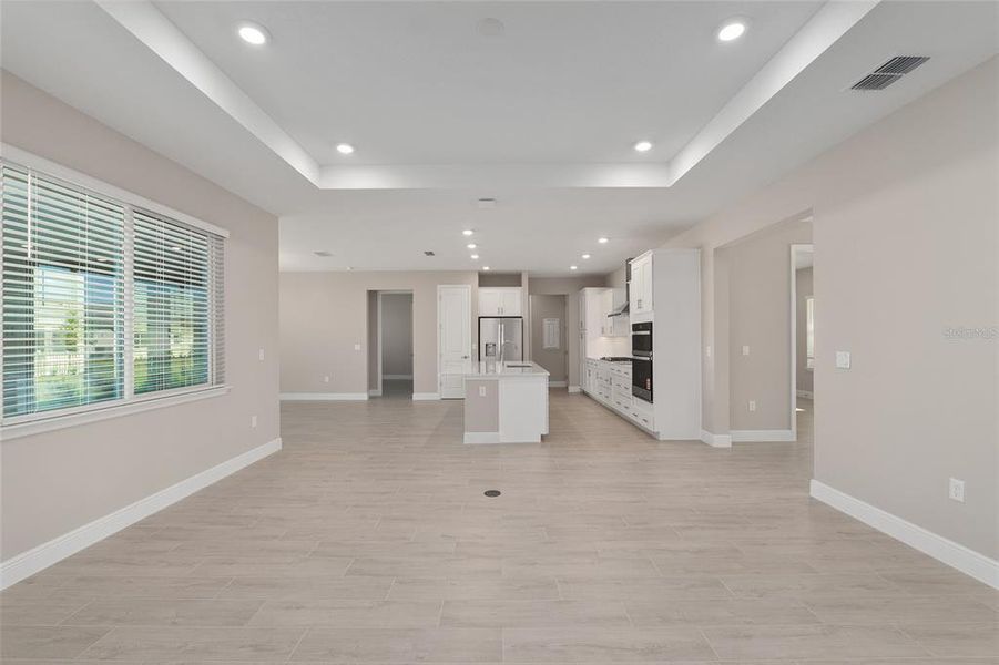 Spacious, unfurnished interior of a new home in , Ocala (Image 38).