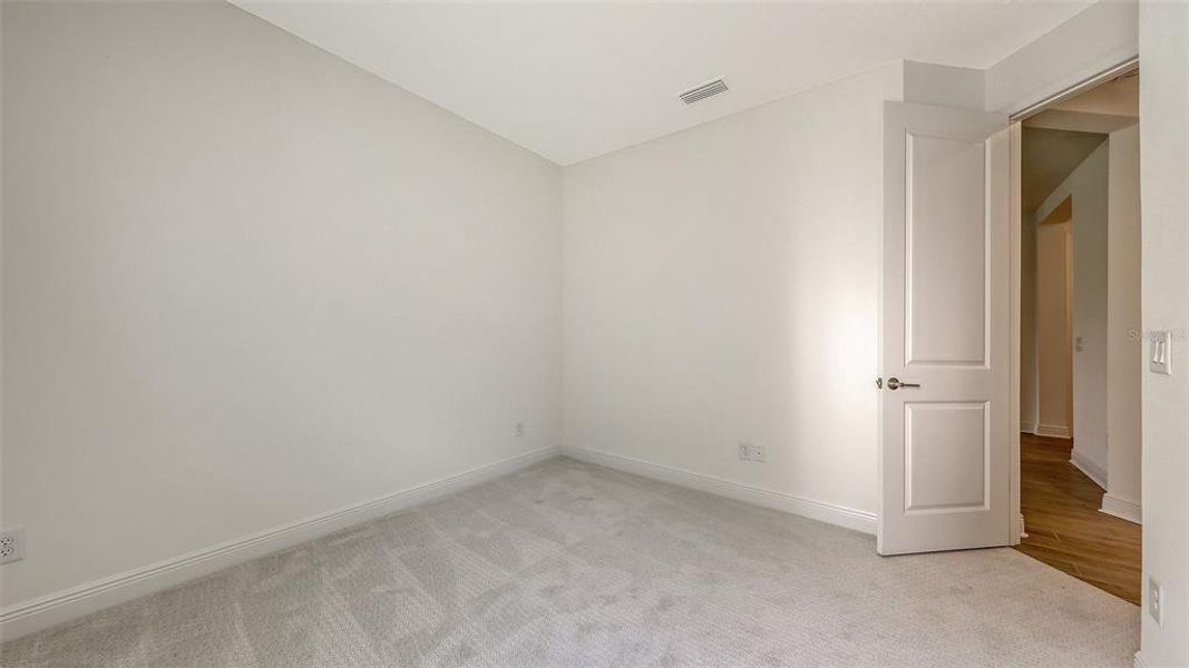 Spacious, unfurnished interior of a new home in Palm Grove, Lakewood Ranch (Image 25).