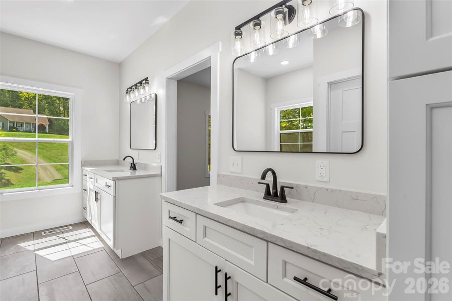 Furnished interior view inside a new home in , Marion (Image 10).