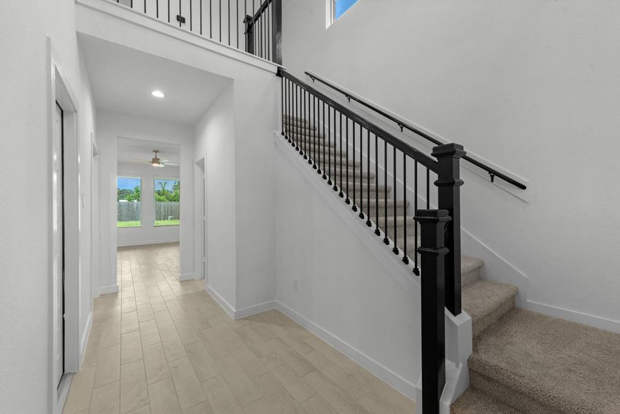 Spacious, unfurnished interior of a new home in Cypresswood Landing, Humble (Image 23).