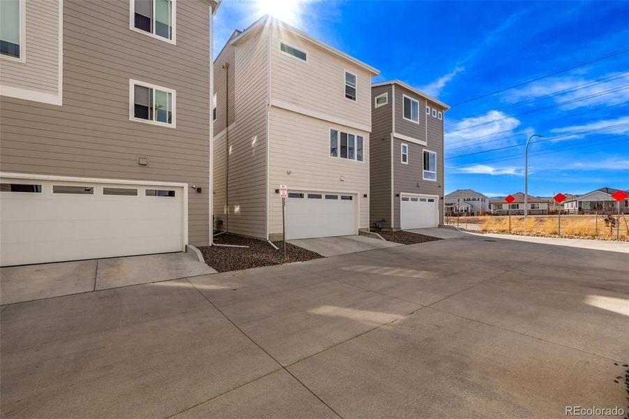 Exterior details and patio area of a home in Haskins Station, Arvada (Image 27).