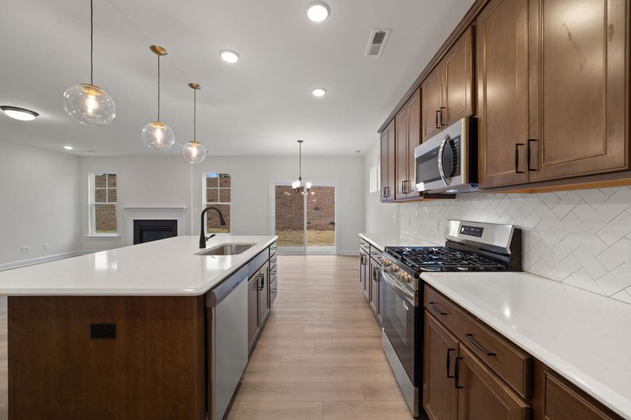 Furnished interior view inside a new home in Pisgah Park, Kernersville (Image 8).