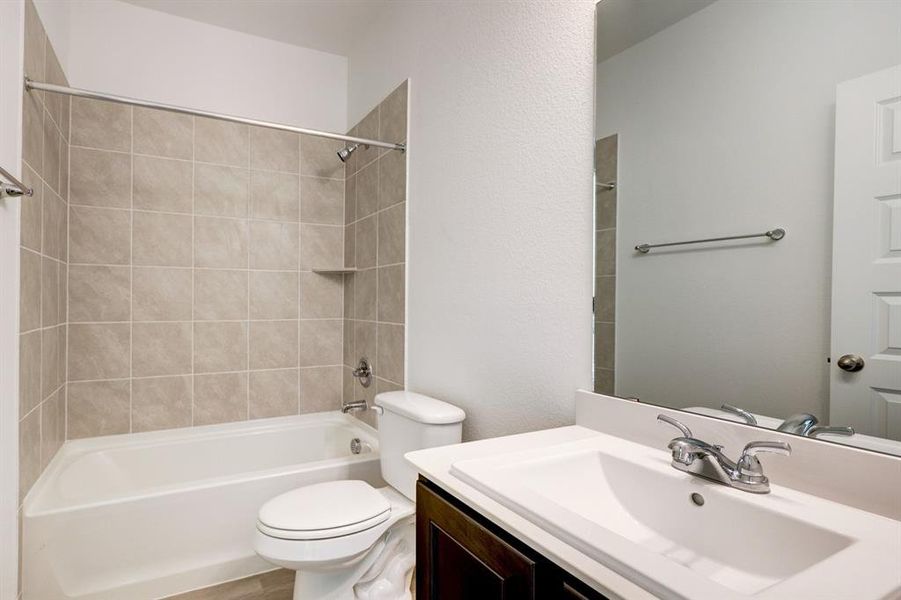 Table Rock 2418 IMG 11_1_1 Table Rock 2418 IMG 11_1_1