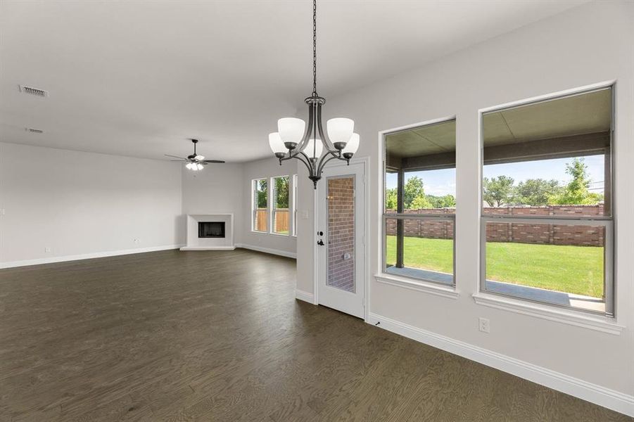 713 Seahawk-Dining-2