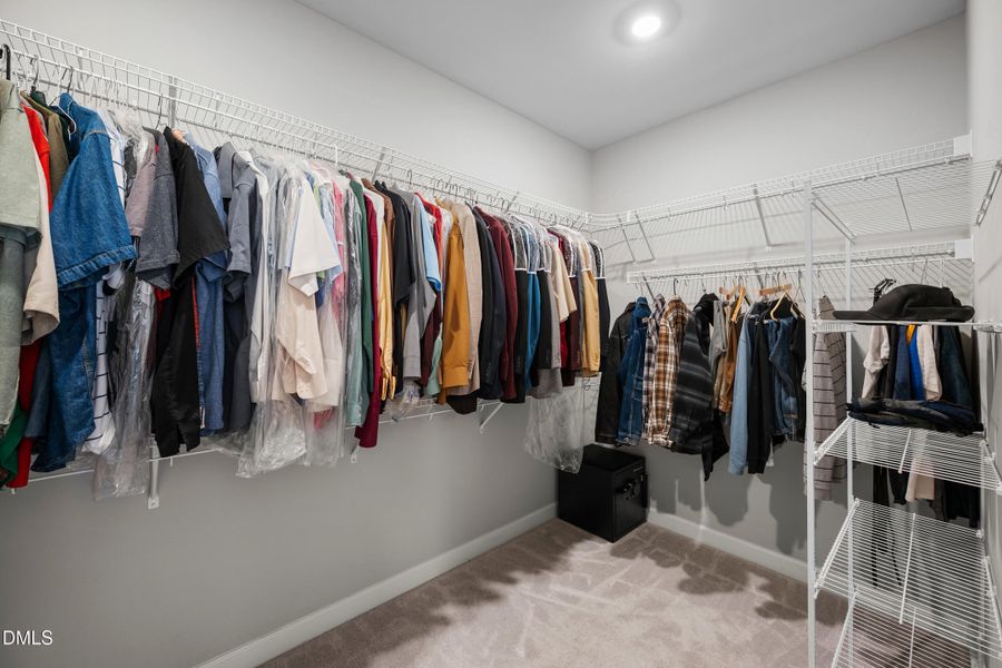 Walkin Closet Walkin Closet