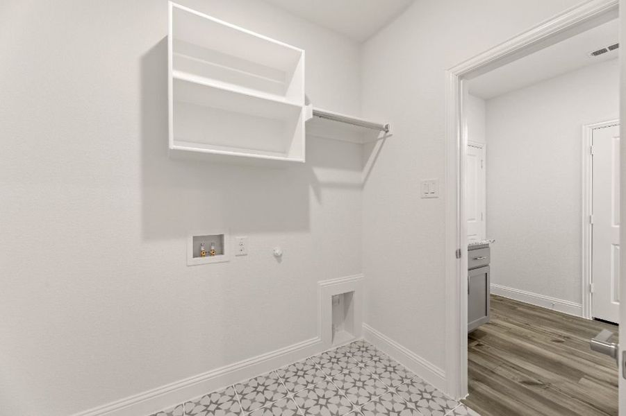 Spacious, unfurnished interior of a new home in Legacy Hills, Celina (Image 21).