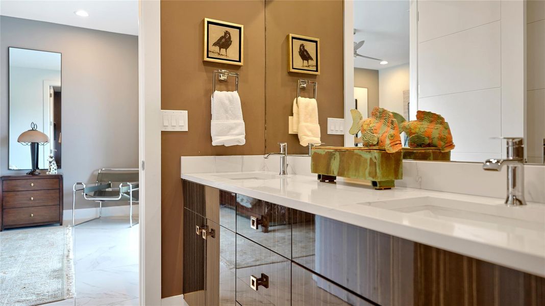 Furnished interior view inside a new home in , Fort Lauderdale (Image 29).