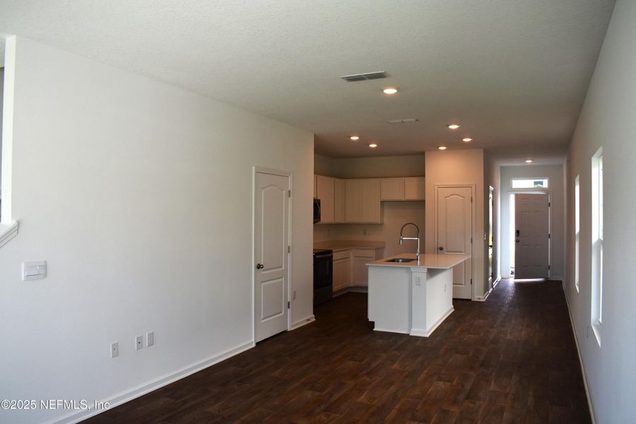 Image 53 of a home in Irongate Villas.