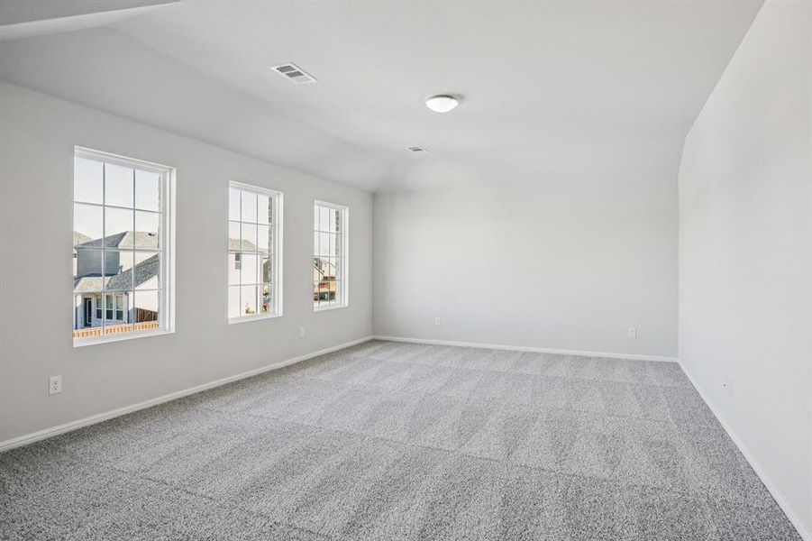 Spacious, unfurnished interior of a new home in Santorini, Seagoville (Image 12). Spacious, unfurnished interior of a new home in Santorini, Seagoville (Image 12).