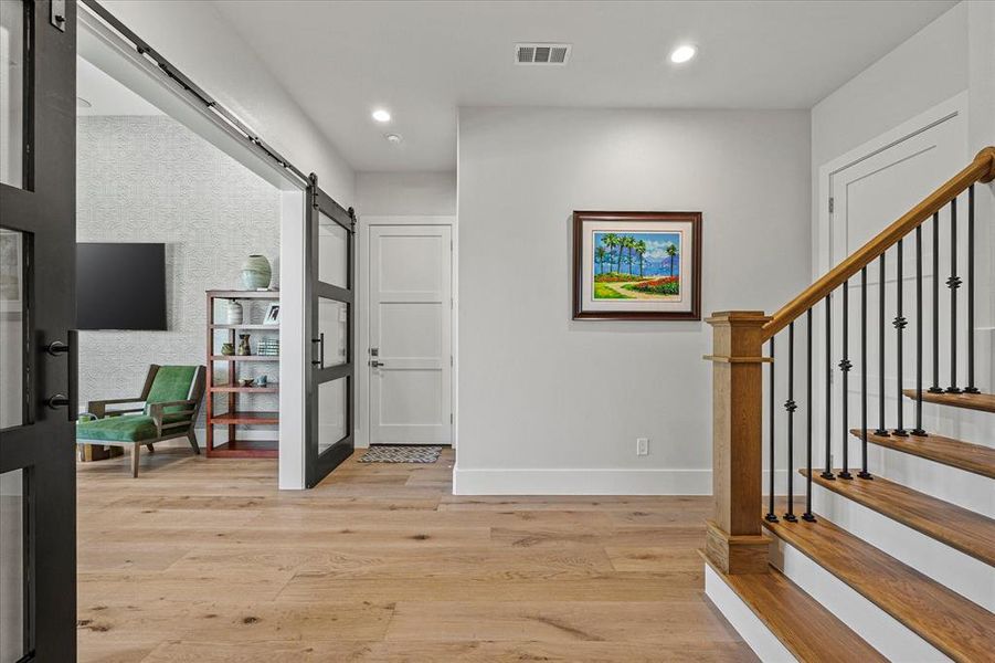 Spacious, unfurnished interior of a new home in , Heath (Image 20).