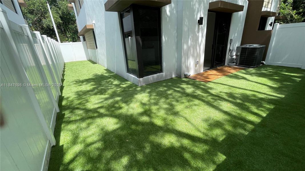 Image 29 of a home in .