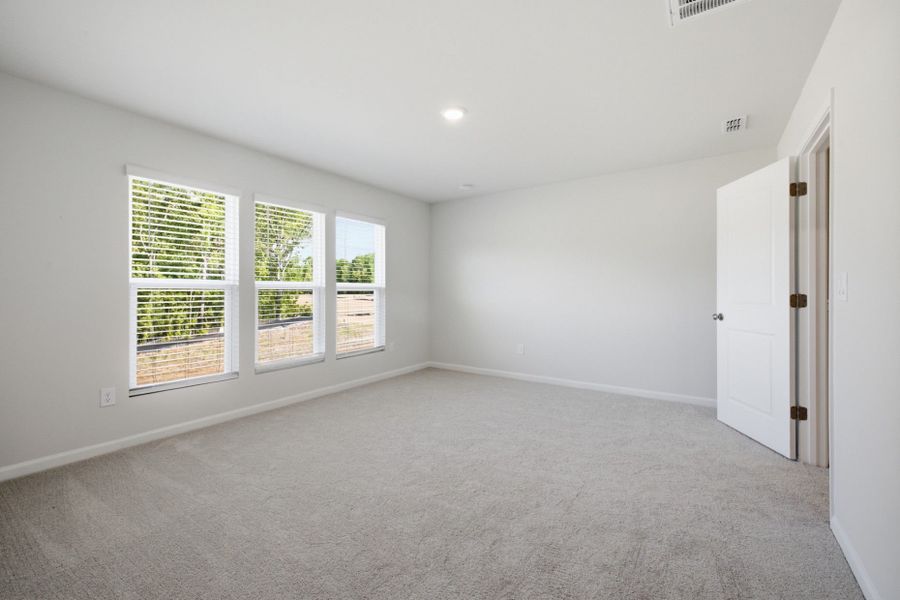 Spacious, unfurnished interior of a new home in Carpenter Falls, Durham (Image 21).