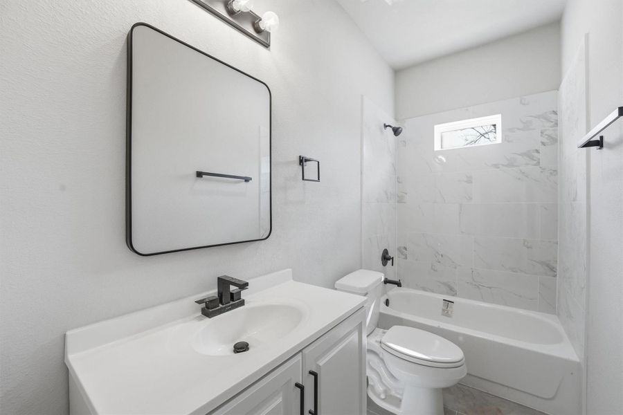 Furnished interior view inside a new home in , Beaumont (Image 4).