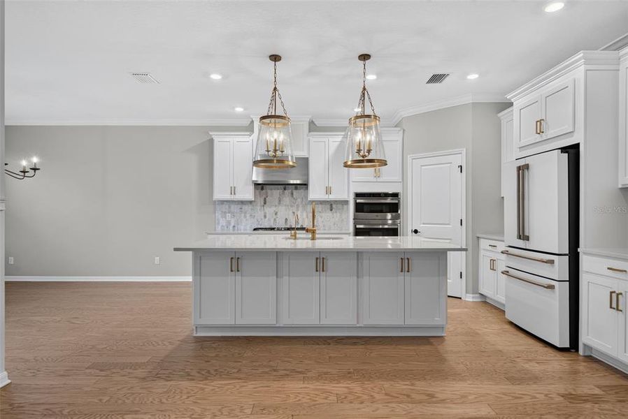 Furnished interior view inside a new home in , Bradenton (Image 8).