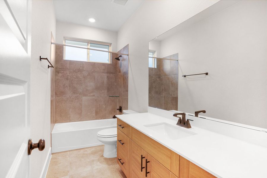 Furnished interior view inside a new home in Broken Oak, Georgetown (Image 7).