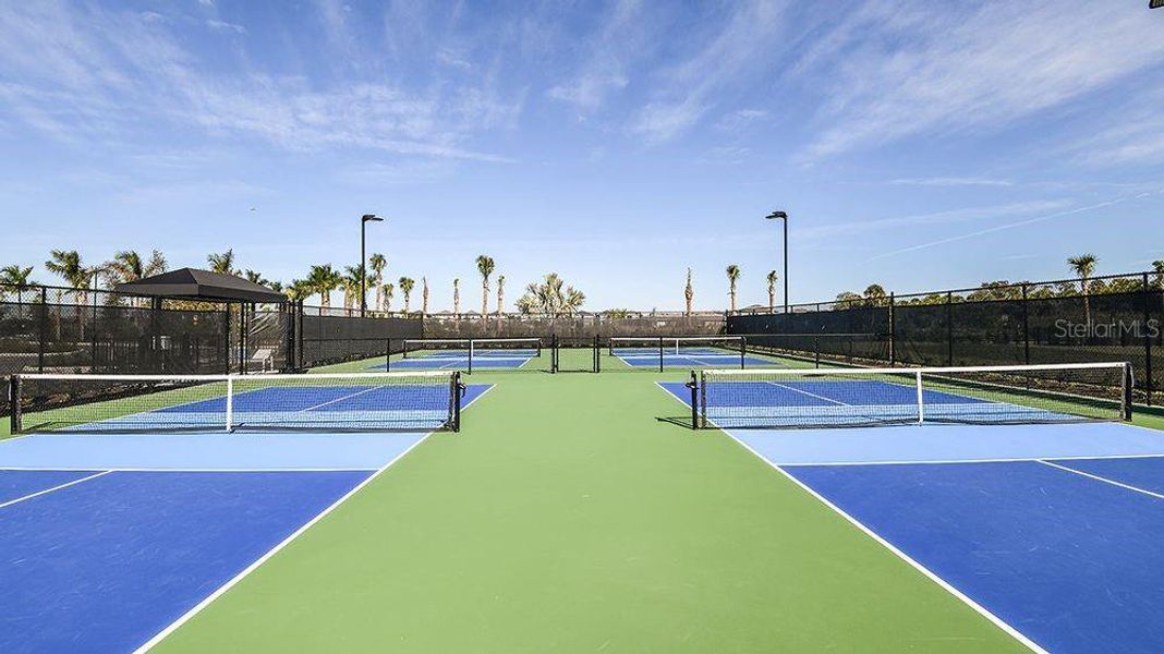 Community amenities in Esplanade at Skye Ranch, Sarasota (Image 45).