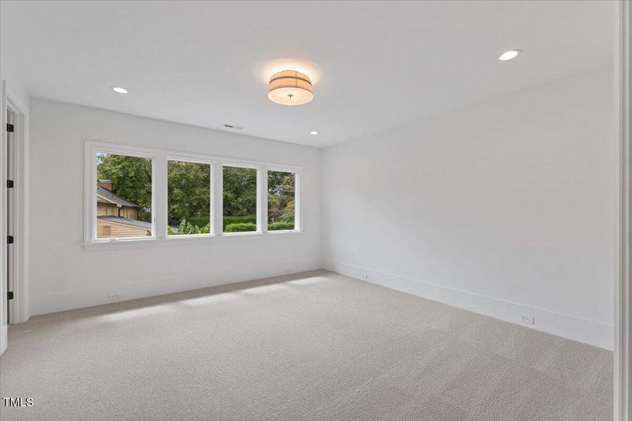 062-6844 Greystone Dr