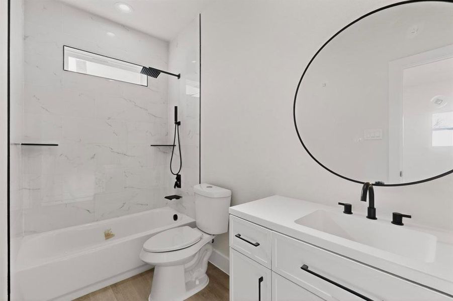 Furnished interior view inside a new home in , Kaufman (Image 10).