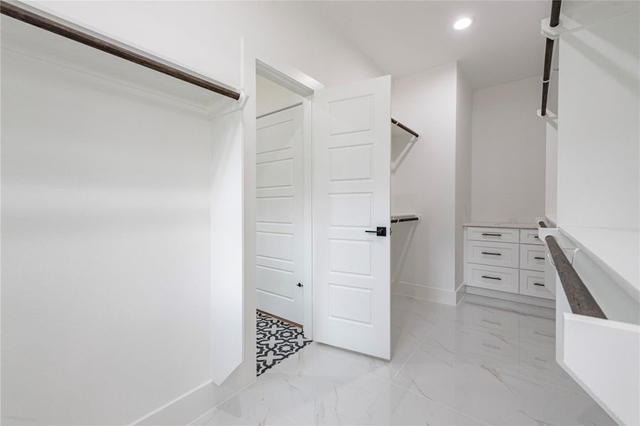 Image 38 of a home in .