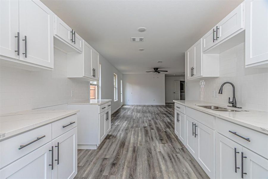 Furnished interior view inside a new home in , Mabank (Image 9).