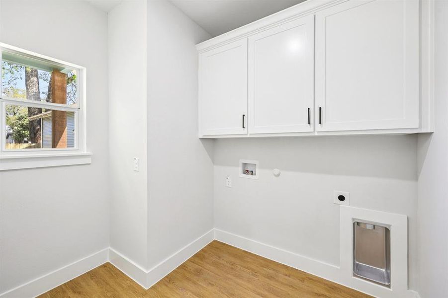 Spacious, unfurnished interior of a new home in , Dallas (Image 23).