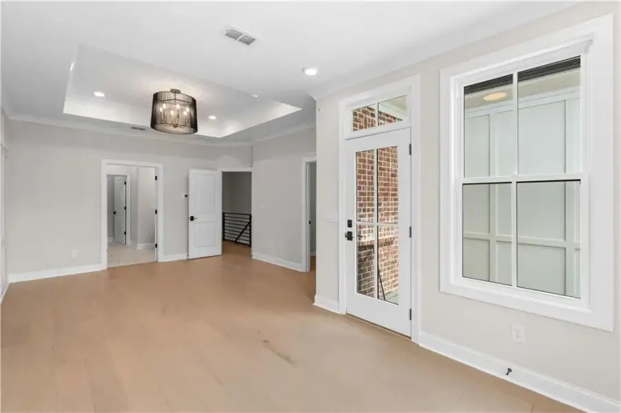 Spacious, unfurnished interior of a new home in Park Walke, Alpharetta (Image 30).