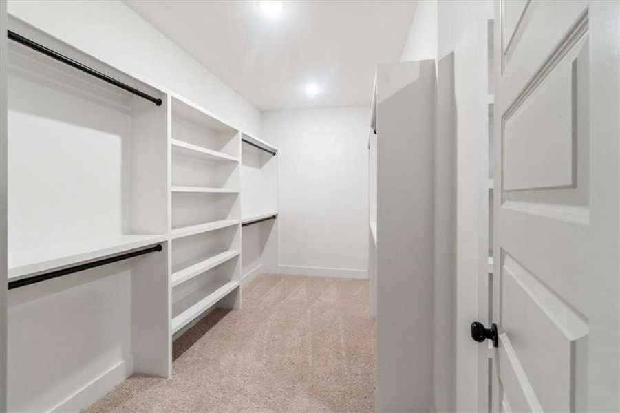 Image 43 of a home in .
