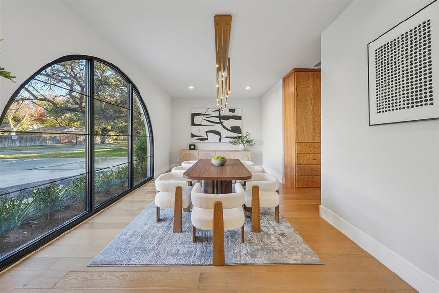 Furnished interior view inside a new home in , Dallas (Image 4). Furnished interior view inside a new home in , Dallas (Image 4).