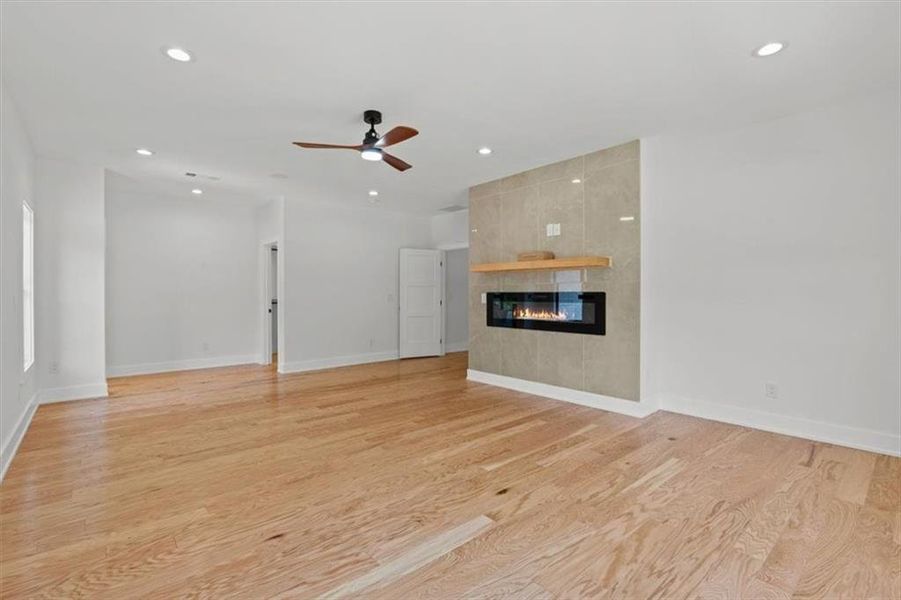 Spacious, unfurnished interior of a new home in , Acworth (Image 58). Spacious, unfurnished interior of a new home in , Acworth (Image 58).
