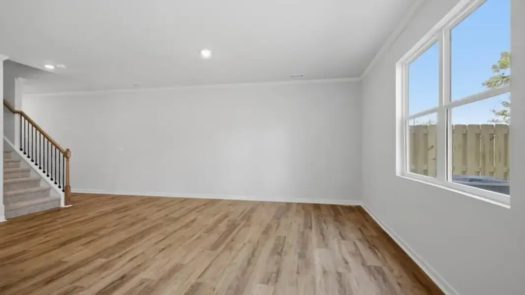 Spacious, unfurnished interior of a new home in Hughes Court, Dawsonville (Image 12).