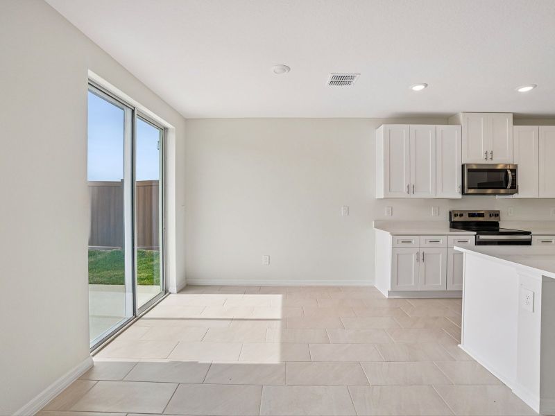 Image 18 of a home in Hilltop Vistas. Image 18 of a home in Hilltop Vistas.