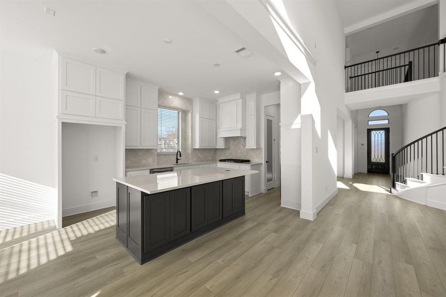 2100 Rockhopper-Kitchen-2 2100 Rockhopper-Kitchen-2