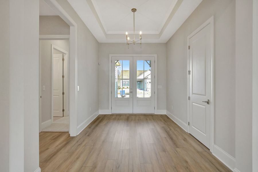 Model Photo Used for Reference