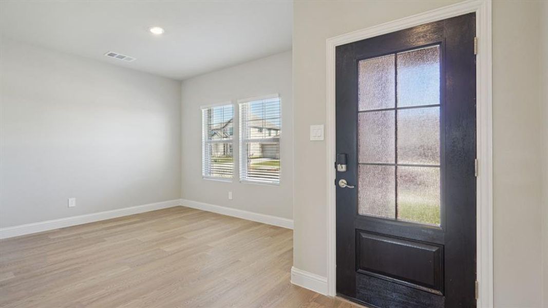Spacious, unfurnished interior of a new home in Windmore, Princeton (Image 33). Spacious, unfurnished interior of a new home in Windmore, Princeton (Image 33).