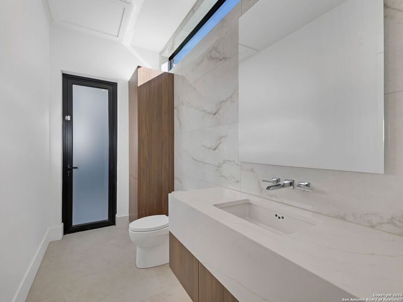 Furnished interior view inside a new home in , San Antonio (Image 10).