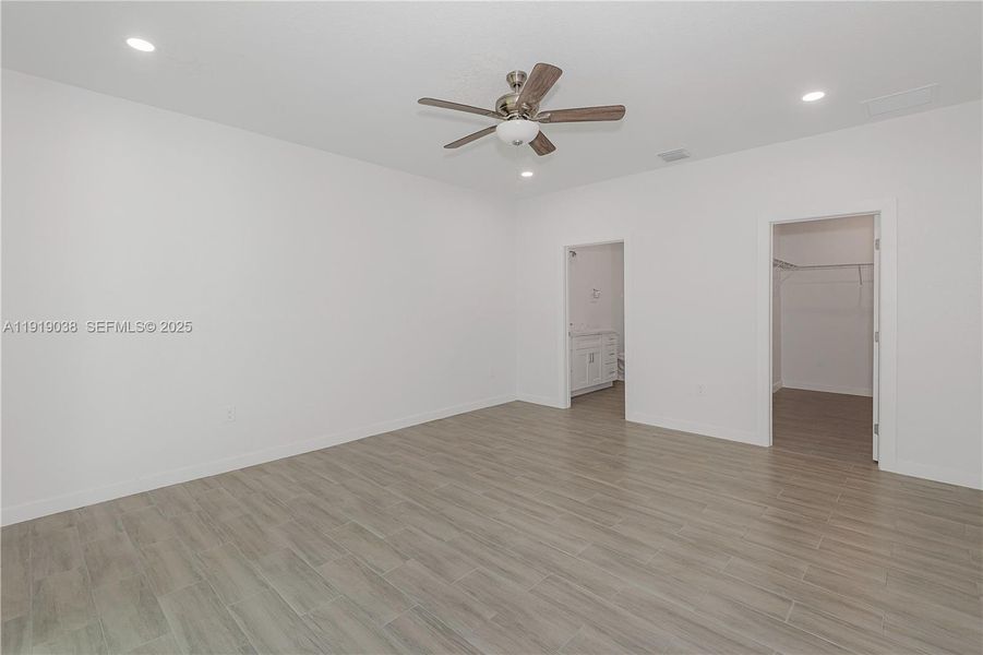 Spacious, unfurnished interior of a new home in , Oakland Park (Image 23). Spacious, unfurnished interior of a new home in , Oakland Park (Image 23).