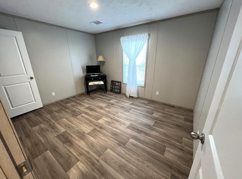 Spacious, unfurnished interior of a new home in , Walterboro (Image 17). Spacious, unfurnished interior of a new home in , Walterboro (Image 17).