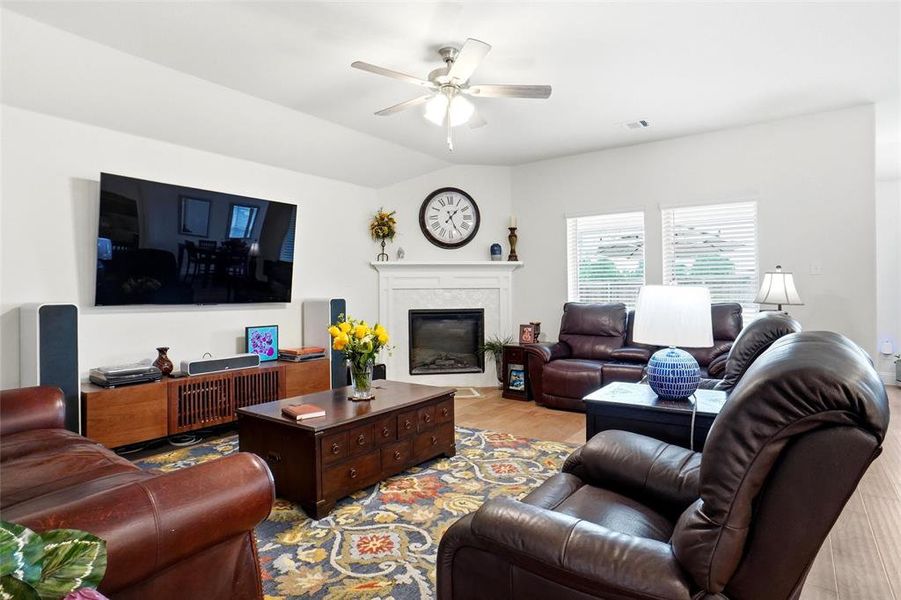 Furnished interior view inside a new home in Stark Farms, Denton (Image 4). Furnished interior view inside a new home in Stark Farms, Denton (Image 4).