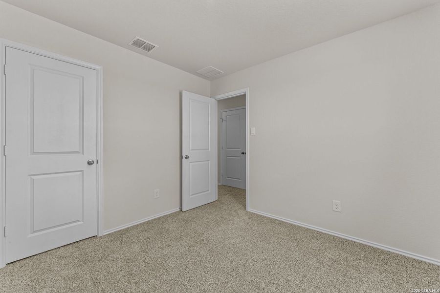 Spacious, unfurnished interior of a new home in Swenson Heights, Seguin (Image 35).