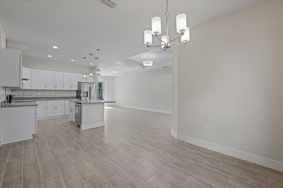 Spacious, unfurnished interior of a new home in , Lehigh Acres (Image 15).