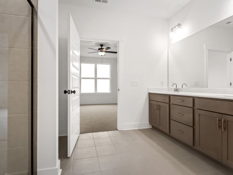 Representative furnished interior of a home built from the The Ridgeport by Davidson Homes LLC in Woods Crossing, Gallatin (Image 13). Representative furnished interior of a home built from the The Ridgeport by Davidson Homes LLC in Woods Crossing, Gallatin (Image 13).