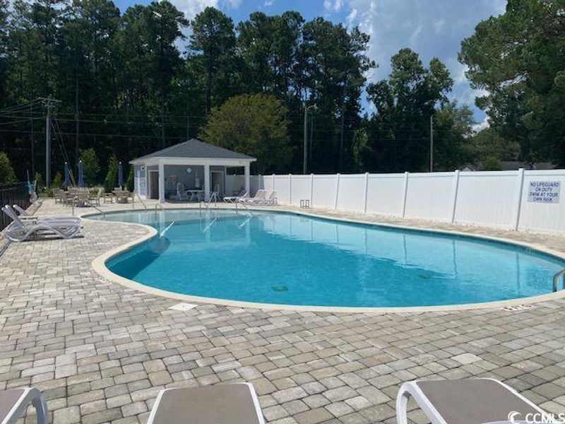 Community amenities in Oak Hollow, Longs (Image 17).