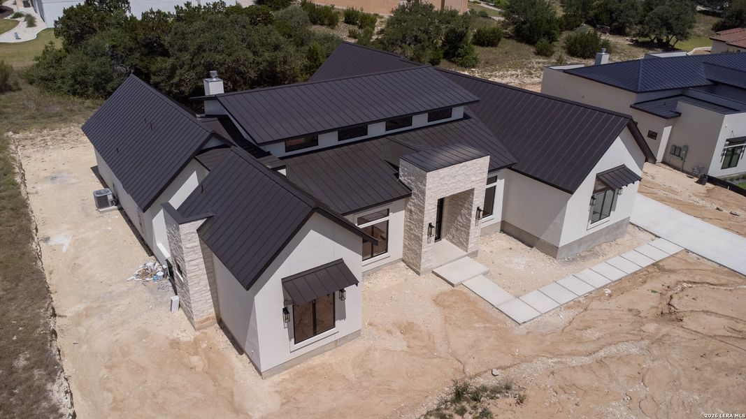 Image 36 of a home in .
