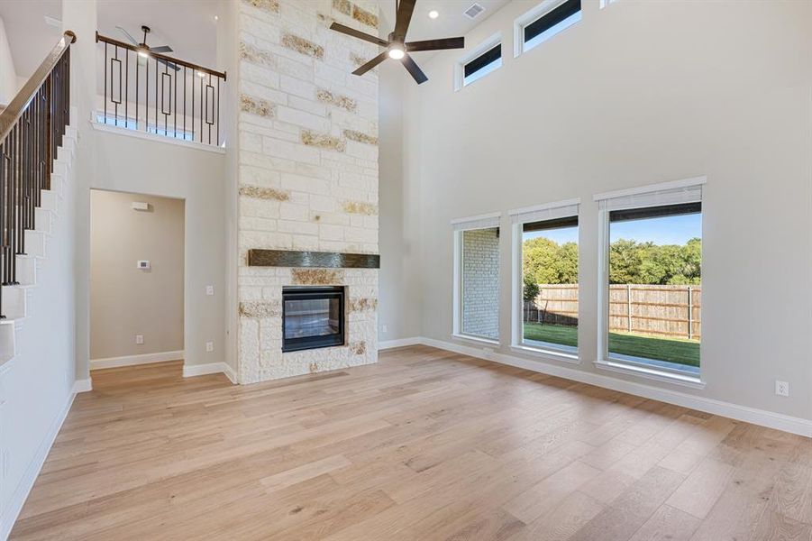Spacious, unfurnished interior of a new home in Triple Diamond Ranch, Mansfield (Image 31).