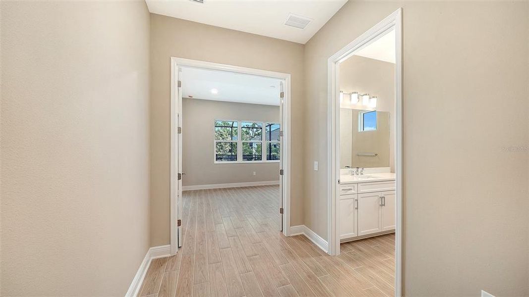 Spacious, unfurnished interior of a new home in Grand Park, Sarasota (Image 53). Spacious, unfurnished interior of a new home in Grand Park, Sarasota (Image 53).