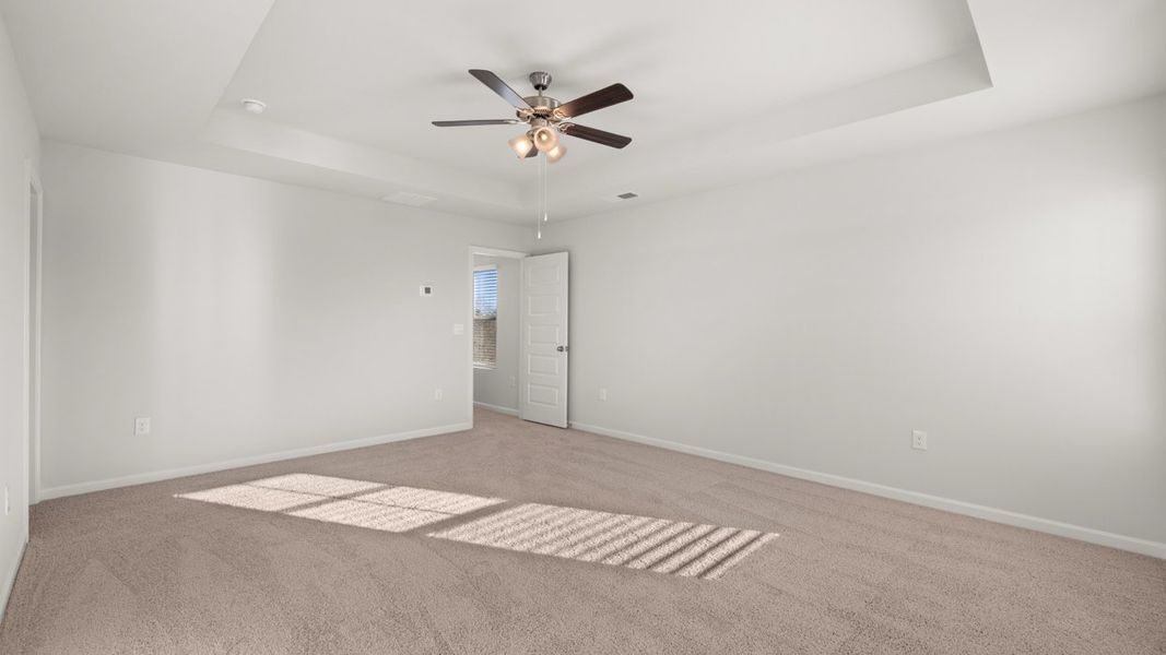 Spacious, unfurnished interior of a new home in The Abbey at Trolley Run Station, Aiken (Image 21).